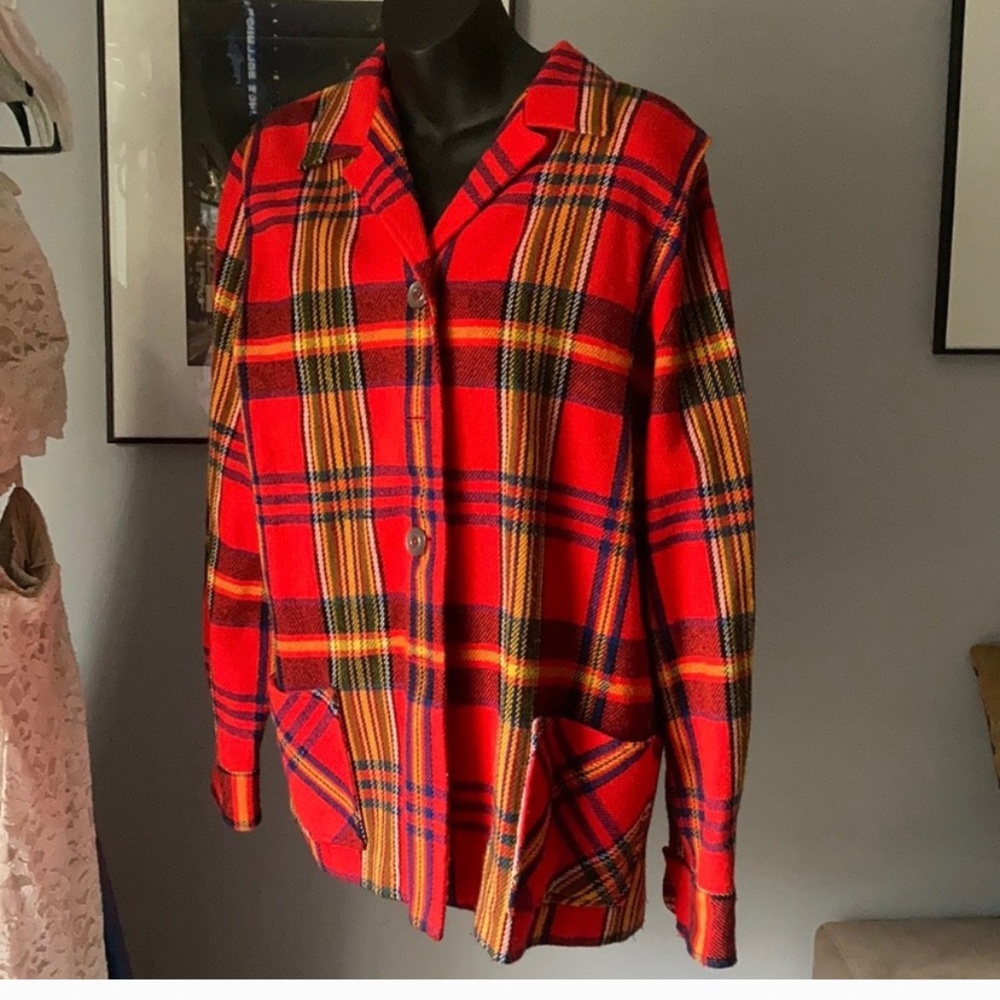 Super cool vintage red plaid jacket? Large? Blazer